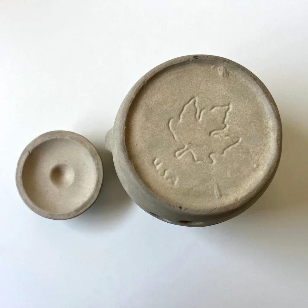 Vintage Studio Pottery Stoneware Garlic Keeper Leaf Mark USA Lid Kitchen Crock